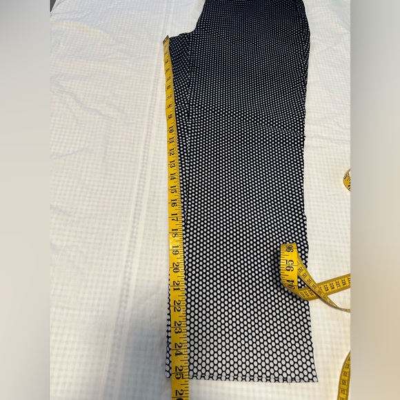 Polkadot, navy and white cropped pants. Size 1X. - Picture 3 of 5
